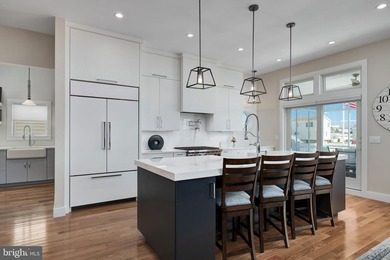 Amherst Waters... Situated on an oversized 90' x 100' parcel on - photo 9