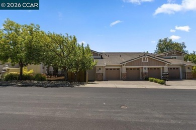 Welcome to this lovely Rossmoor condo with a rare three bedroom - photo 1
