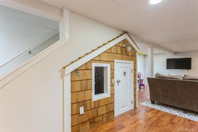 Located In The Exclusive Section of East Rockaway in the - photo 22