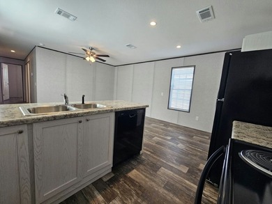 This brand new 3 bedroom,2 bathroom , 1056 SF home is located in - photo 5