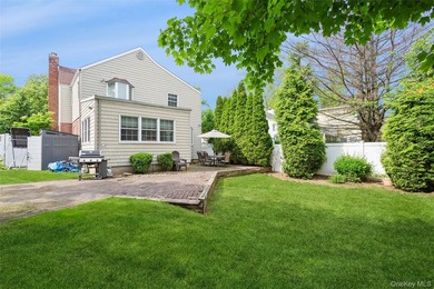 Located In The Exclusive Section of East Rockaway in the - photo 26