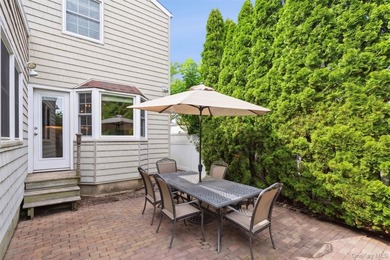 Located In The Exclusive Section of East Rockaway in the - photo 27