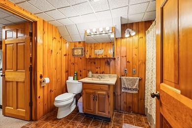 Nestled on the shores of beautiful Upper Narrows Pond, this - photo 41