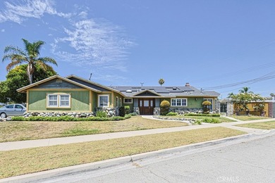 Take advantage and discover this stunning, totally remodeled 3 - photo 3