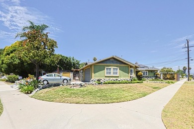 Take advantage and discover this stunning, totally remodeled 3 - photo 4