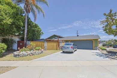 Take advantage and discover this stunning, totally remodeled 3 - photo 6