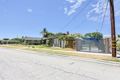 Take advantage and discover this stunning, totally remodeled 3 - photo 8