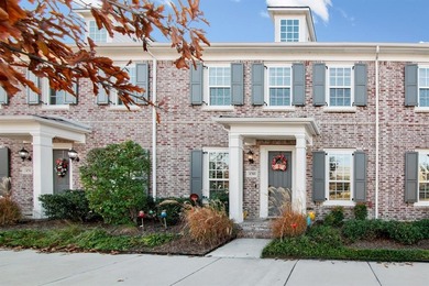 Lake Townhome/Townhouse For Sale in North Richland Hills, Texas