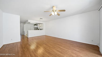 Welcome to low maintenance living in the Stonebridge Villas - photo 8