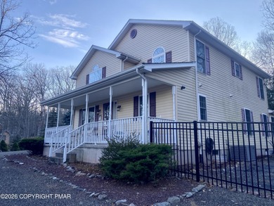 Mill Pond Home For Sale in Bushkill Pennsylvania