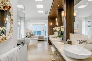 Perched immediately above the sand, just south of the Montage - photo 16