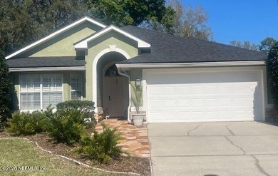 Full stucco w/stone accents. Split bedroom plan, master suite - photo 1