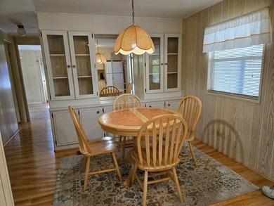 THIS LOVELY 2/2 IS MOVE IN READY. NEWER FLOORING, NEWER A/C - photo 8