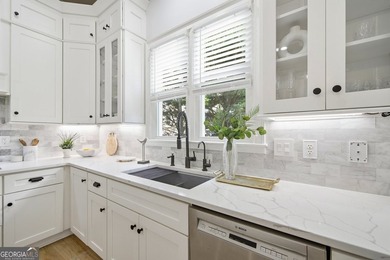 Looking for a luxury 5-plus bedroom home in Alpharetta / Johns - photo 20