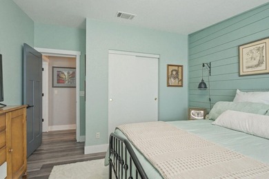 If you've been waiting for something in Lake Tarpon Village that - photo 29