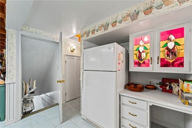 Escape to the beauty and tranquility of country living with this - photo 37