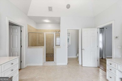 Looking for a luxury 5-plus bedroom home in Alpharetta / Johns - photo 40
