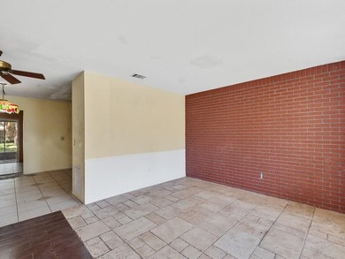 Blank Canvas Opportunity! Spacious 1,689 sq. ft. home offering - photo 10