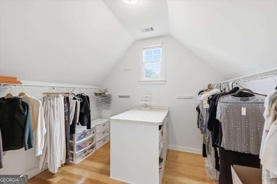 Looking for a luxury 5-plus bedroom home in Alpharetta / Johns - photo 43