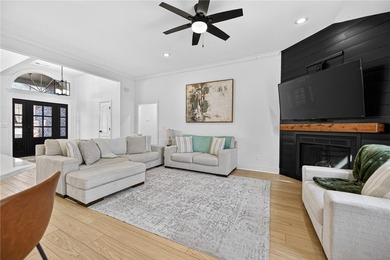 Fully renovated lake-area home just 1 mile from Granton Park - photo 7