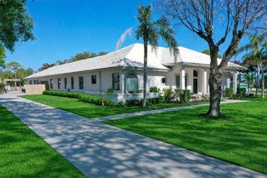 Looking for space for everyone & every thing? This fully - photo 1