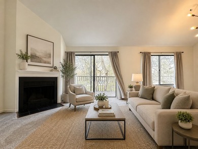 Welcome to the paradise. Resort-style living at its finest in - photo 5