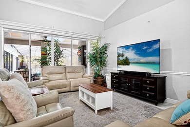 Looking for space for everyone & every thing? This fully - photo 7