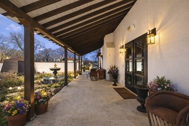 3000 SF Hospitality Opportunity! Positioned overlooking the - photo 17