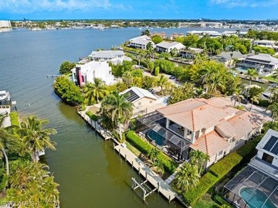 Discover the pinnacle of coastal luxury in this stunning 4 - photo 20