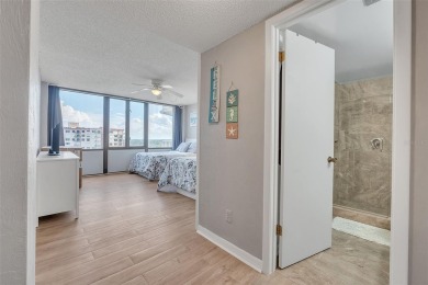 Welcome to your oceanfront oasis, where every sunrise is - photo 22