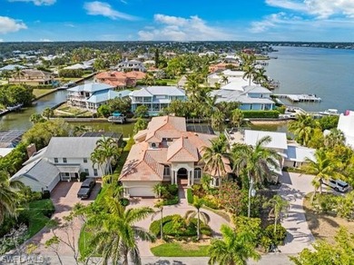 Discover the pinnacle of coastal luxury in this stunning 4 - photo 22