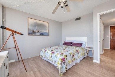 Welcome to your oceanfront oasis, where every sunrise is - photo 33