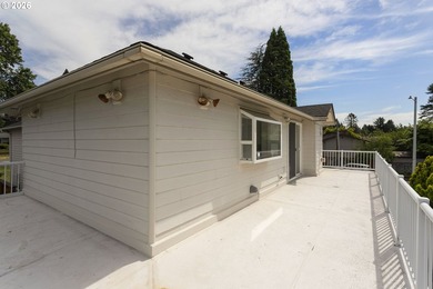 Classic Father Blanchet Park split-level in one of Vancouver's - photo 36