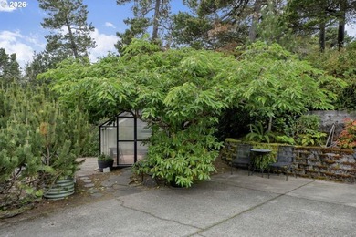 Tucked away & private on a wooded knoll in Heceta South, this - photo 45