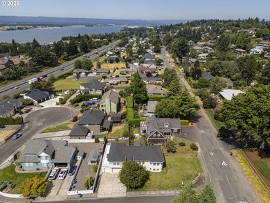 Classic Father Blanchet Park split-level in one of Vancouver's - photo 47