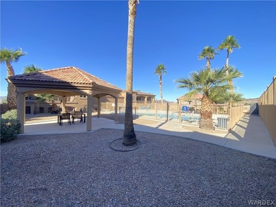Looking for a luxurious, beautiful GROUND floor condo that feels - photo 8