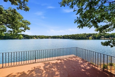 Spectacular waterfront contemporary on S. Pond with 2,900 s.f - photo 4