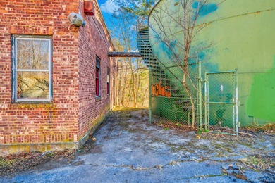 Lake Home For Sale in Hyde Park, New York