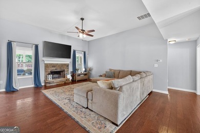 Welcome home to your beautifully maintained 4 bedroom, 3.5 bath - photo 12