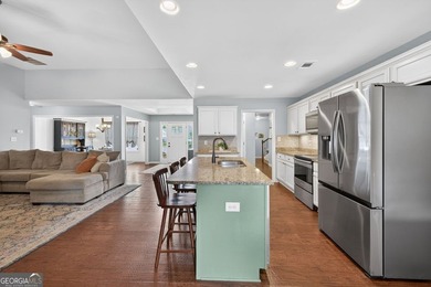 Welcome home to your beautifully maintained 4 bedroom, 3.5 bath - photo 19