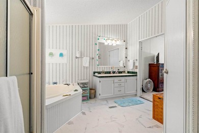 Beautifully maintained, 527 Grapevine Street, a charming - photo 22