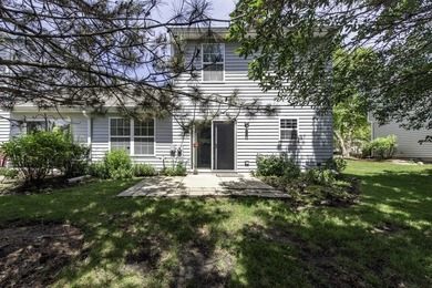 Welcome home to this beautifully maintained and move-in-ready - photo 25