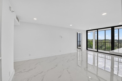 Beautifully fully renovated 7th floor corner Midrise apt - photo 6