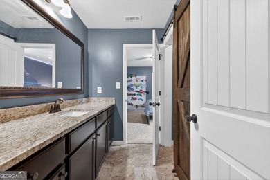 Welcome home to your beautifully maintained 4 bedroom, 3.5 bath - photo 35