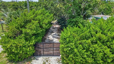 A SLICE OF PARADISE! Live free from HOA restrictions on this - photo 36
