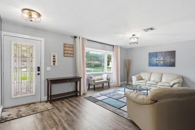 Welcome to your ultimate South Florida oasis! Nestled in the - photo 5