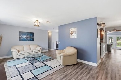 Welcome to your ultimate South Florida oasis! Nestled in the - photo 7