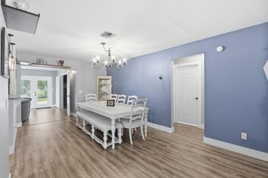 Welcome to your ultimate South Florida oasis! Nestled in the - photo 9
