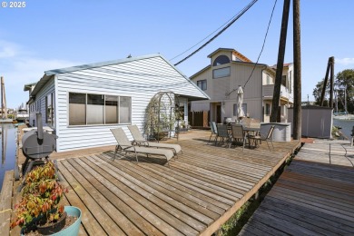 Lake Home For Sale in Portland, Oregon