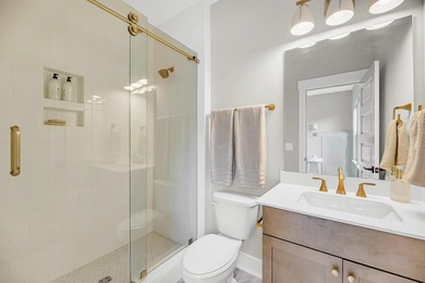 Welcome home to the beautiful Maywood II floorplan! This wide - photo 12